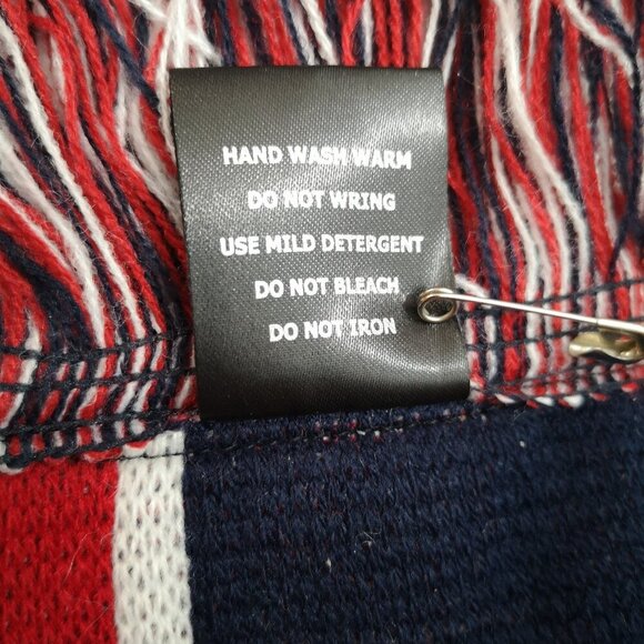 Bay State Apparel New England One Size Fringed Scarf - Picture 7 of 7